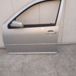 Usa stanga fata VW Golf 4