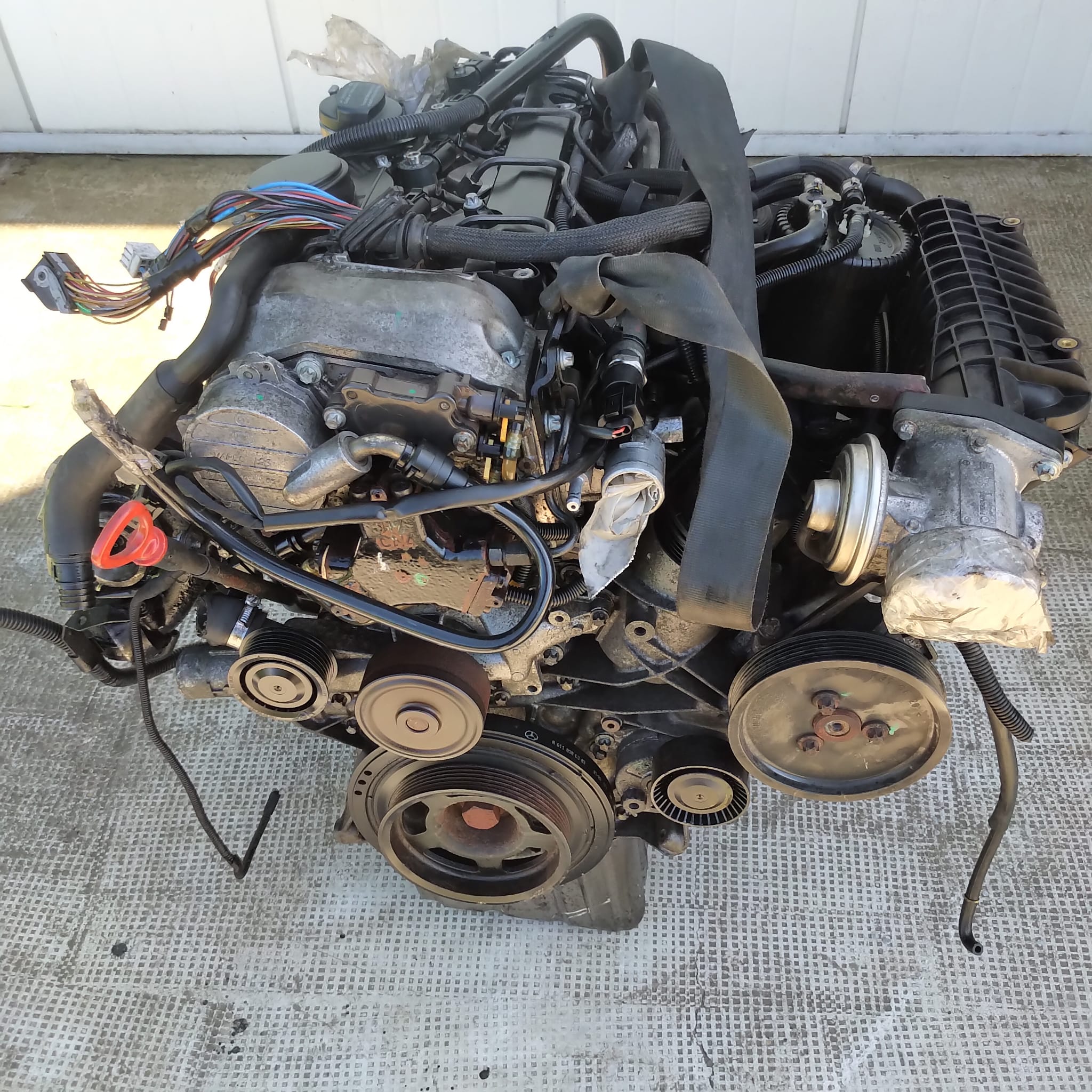 Motor Mercedes Sprinter 2.2 CDI 2005 tip 611 Pretul este pentru motor fara anexe.