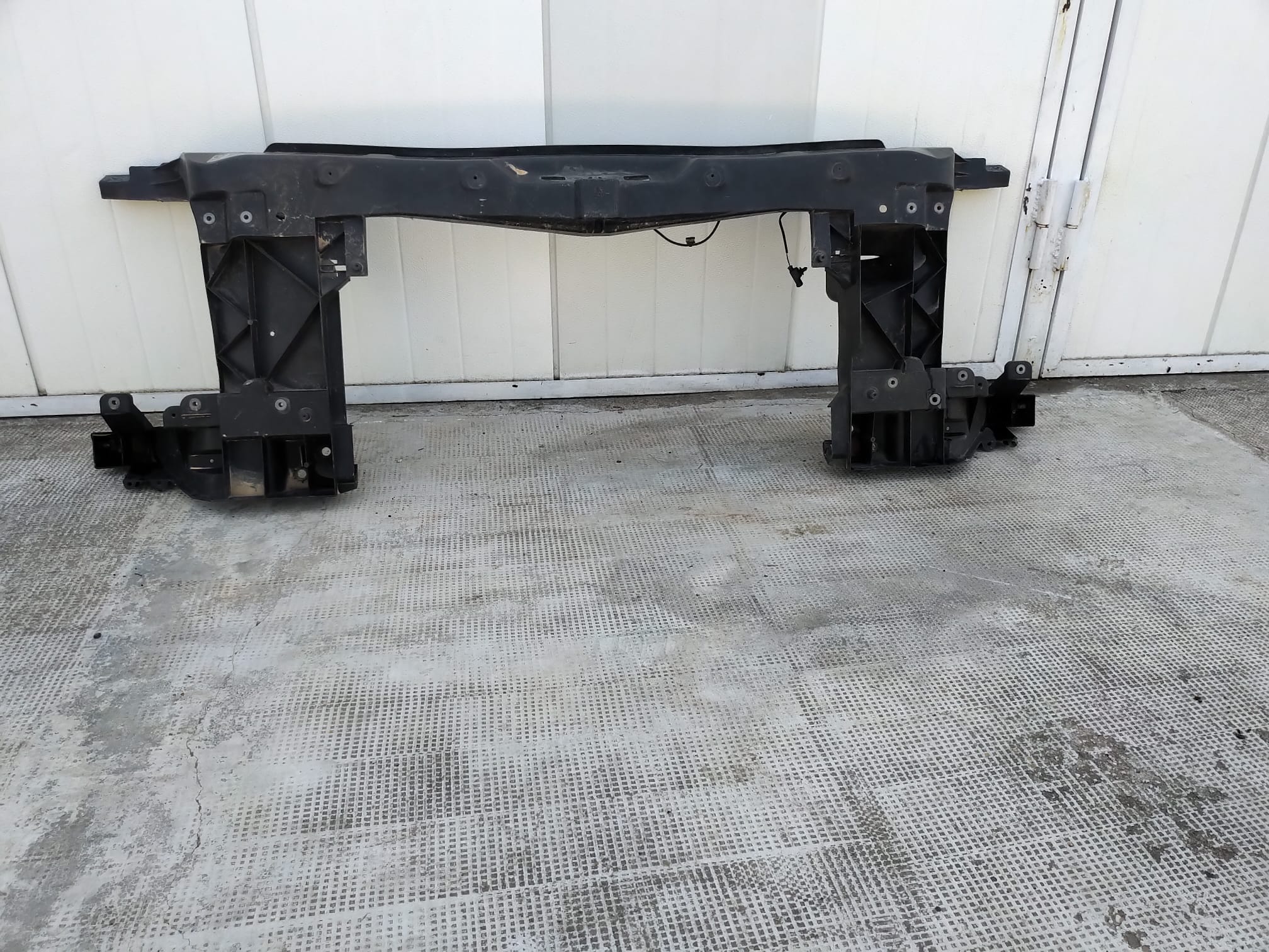 Trager VW Volkswagen Crafter 2006-2017 cod 2E0805591