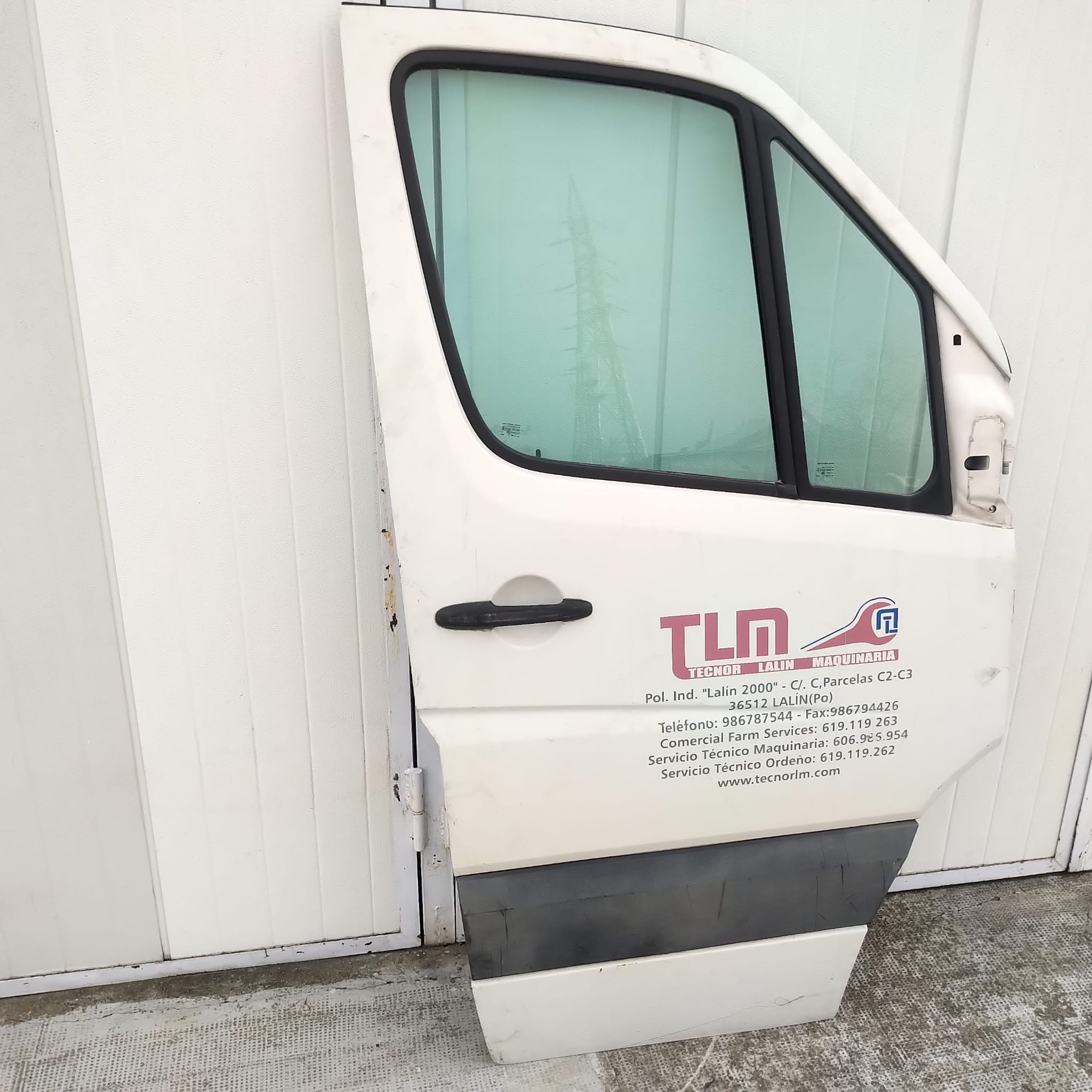 Ușă dreapta față Mercedes Sprinter W906 / VW Crafter (2006–2018), completă, albă